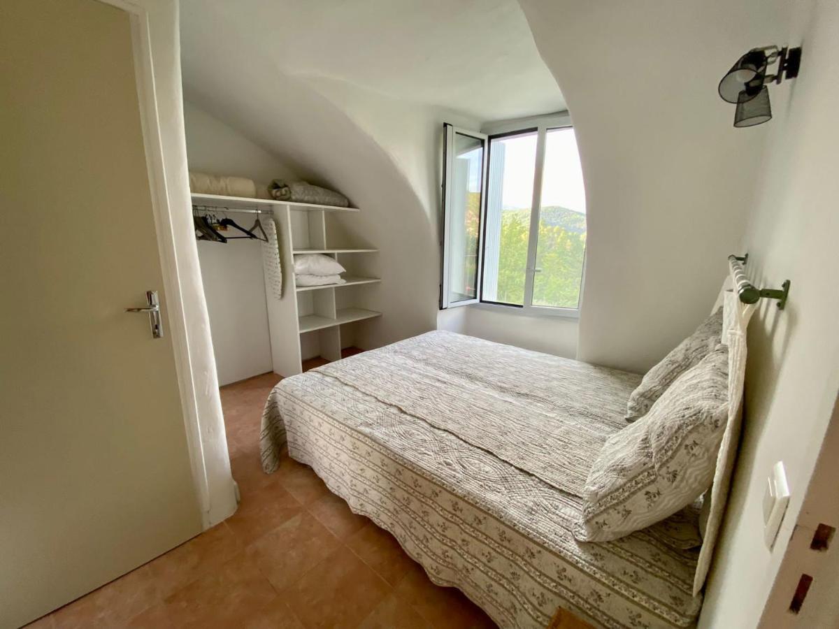 Gite En Cevennes Du Sud, Bergerie Restauree Au Rez De Jardin D'Une Bastide Avec Piscine, Vue Exceptionnelle, Authenticite Et Confort Saint-Laurent-le-Minier Luaran gambar