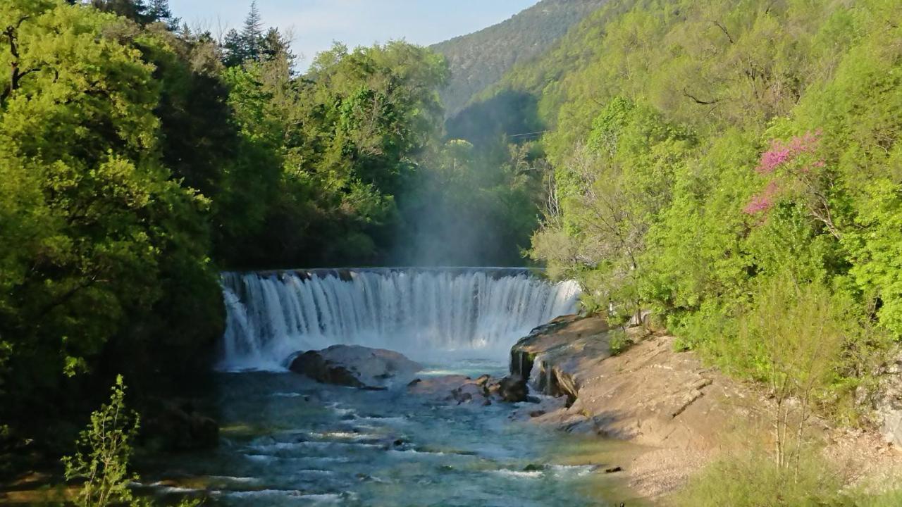 Gite En Cevennes Du Sud, Bergerie Restauree Au Rez De Jardin D'Une Bastide Avec Piscine, Vue Exceptionnelle, Authenticite Et Confort Saint-Laurent-le-Minier Luaran gambar