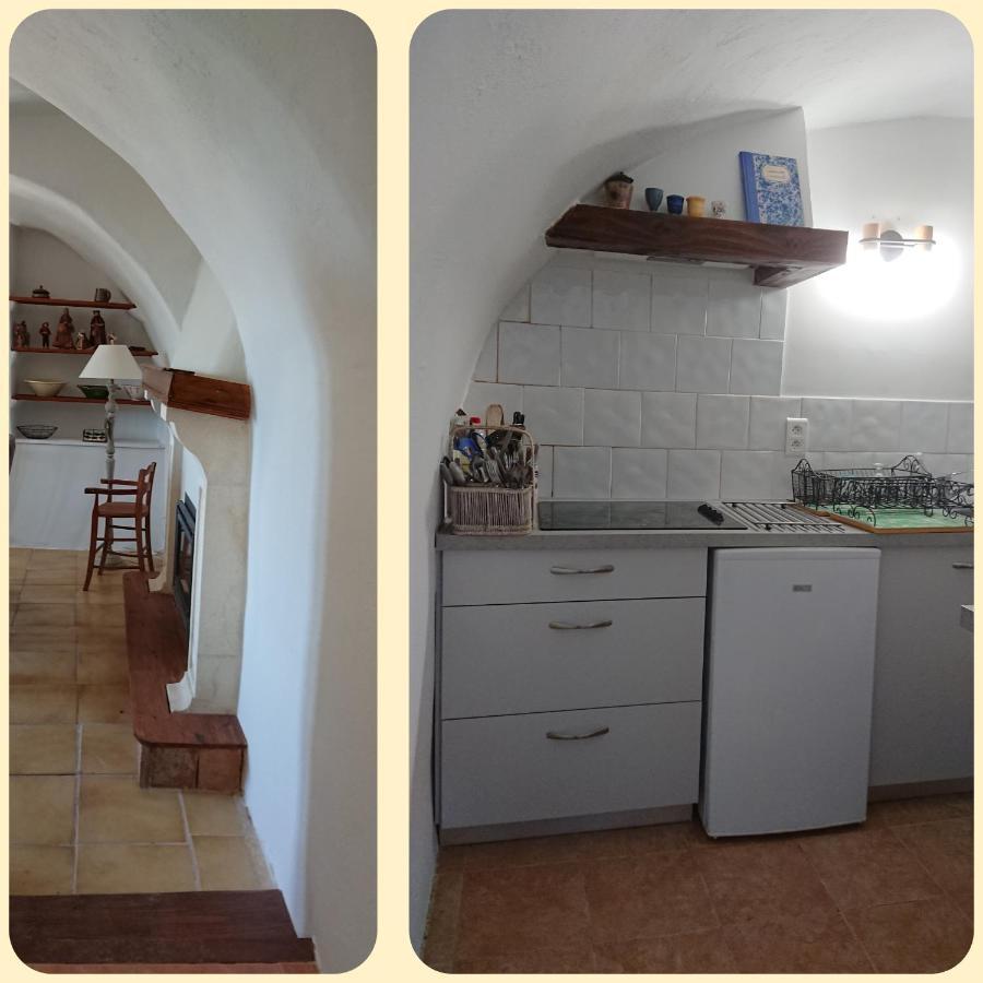 Gite En Cevennes Du Sud, Bergerie Restauree Au Rez De Jardin D'Une Bastide Avec Piscine, Vue Exceptionnelle, Authenticite Et Confort Saint-Laurent-le-Minier Luaran gambar